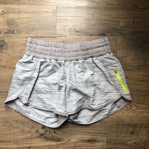 Lululemon tracker shorts size 10